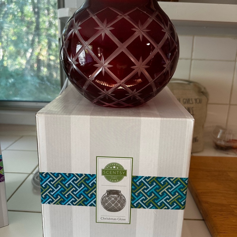 Scentsy Red Crystal Warmer